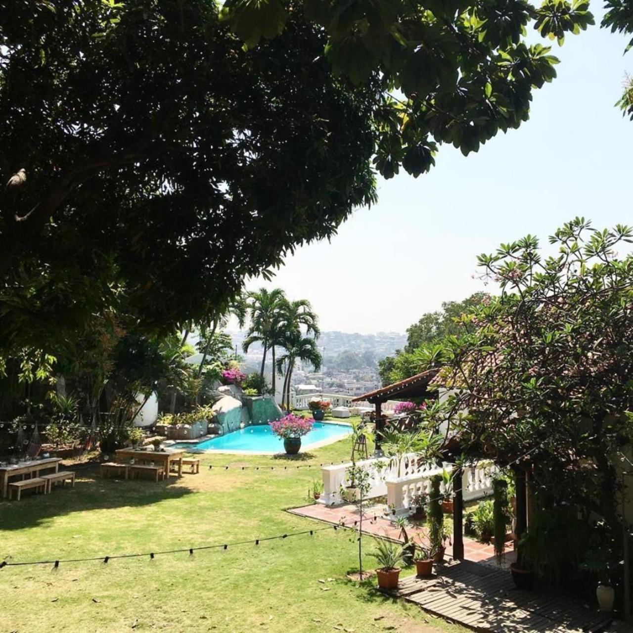 Iguanazu Bed & Breakfast Guayaquil Extérieur photo